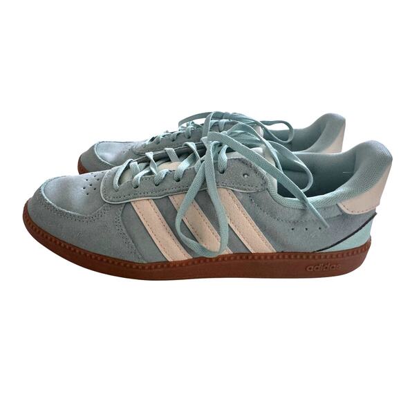 Adidas Cloudfoam Sneakers Women's Size 9 Light Blue White Gum Sole - Picture 1 of 8